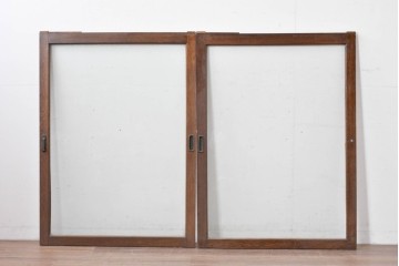 アンティーク建具　昭和初期　ナラ材　落ち着いた木色と大きなガラス面が印象的な家具用ガラス窓2枚セット　(R-086089)