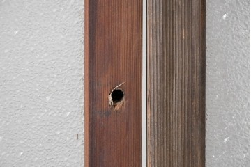 ヴィンテージ建具　昭和中期　縦桟デザインが映えるガラス窓2枚セット　(R-086090)