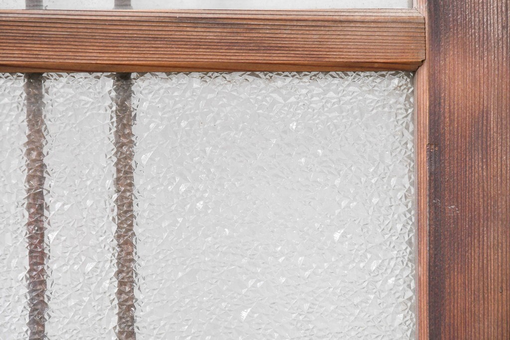 ヴィンテージ建具　昭和中期　縦桟デザインが映えるガラス窓2枚セット　(R-086090)