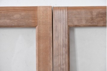 アンティーク建具　昭和初期から中期　すっきりとした縦桟が空間になじむガラス窓2枚セット　(R-086091)