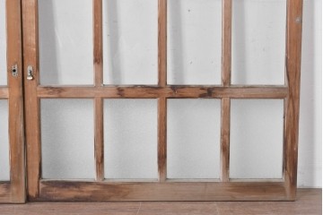 アンティーク建具　昭和初期から中期　すっきりとした縦桟が空間になじむガラス窓2枚セット　(R-086091)