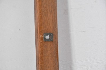 アンティーク建具　昭和初期　ナラ材　家具用　広いガラス面がすっきりとした印象のガラス窓2枚セット　(R-086093)