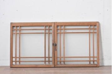 アンティーク建具　昭和初期　格子状の凝った桟使いが素敵な窓2枚セット　(R-086096)