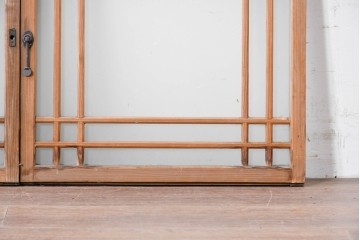 アンティーク建具　昭和初期　格子状の凝った桟使いが素敵な窓2枚セット　(R-086096)