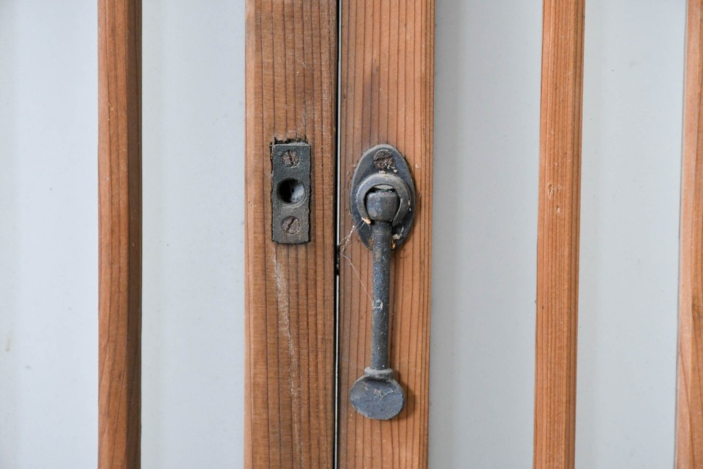 アンティーク建具　昭和初期　格子状の凝った桟使いが素敵な窓2枚セット　(R-086096)