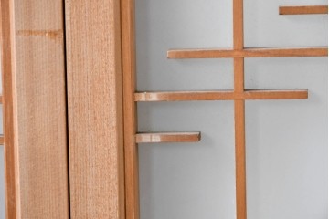 ヴィンテージ建具　昭和後期　片面ガラス　流れるような桟の意匠と麻の葉組子入り書院窓4枚セット　(R-086097)