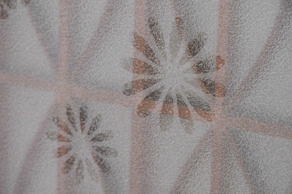 ヴィンテージ建具　昭和後期　希少デザイン　黒枠と曲線組子にエッチングガラスを合わせたおしゃれな書院窓2枚セット　(R-086098)