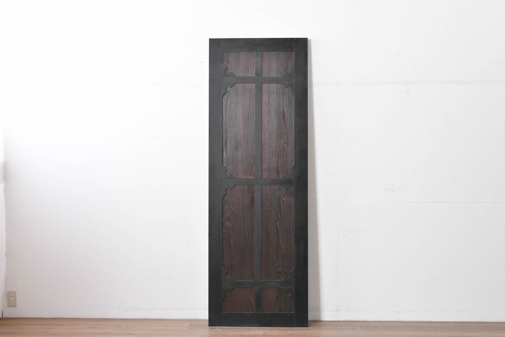 ラフジュ工房オリジナル　新品　総栗材　重厚なアイアン装飾の蔵戸風ドア1枚　(R-086099)