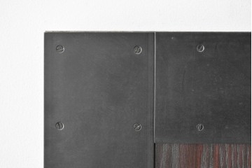 ラフジュ工房オリジナル　新品　総栗材　重厚なアイアン装飾の蔵戸風ドア1枚　(R-086099)