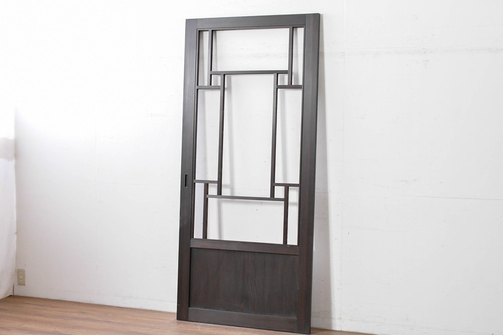 中古建具　ラフジュ工房オリジナル　杉材　大正ロマン　和洋折衷のインテリアが叶う引き戸1枚　(R-086101)