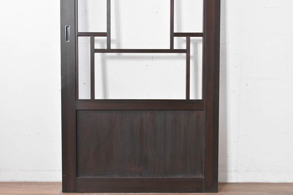中古建具　ラフジュ工房オリジナル　杉材　大正ロマン　和洋折衷のインテリアが叶う引き戸1枚　(R-086101)