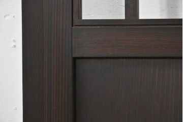 中古建具　ラフジュ工房オリジナル　杉材　大正ロマン　和洋折衷のインテリアが叶う引き戸1枚　(R-086101)