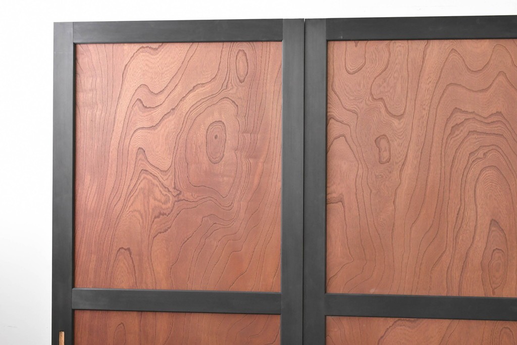 中古建具　ラフジュ工房オリジナル　欅(ケヤキ)材　突き板　美しい木目が魅力の背高帯戸3枚セット　(R-086102)