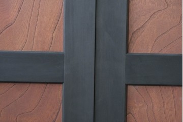 中古建具　ラフジュ工房オリジナル　欅(ケヤキ)材　突き板　美しい木目が魅力の背高帯戸3枚セット　(R-086102)