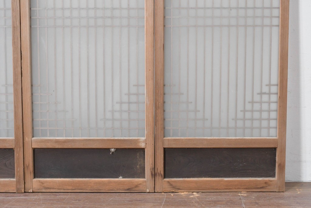 アンティーク建具　昭和初期　組子細工が美しい片面ガラス入りの書院戸4枚セット　(R-086103)