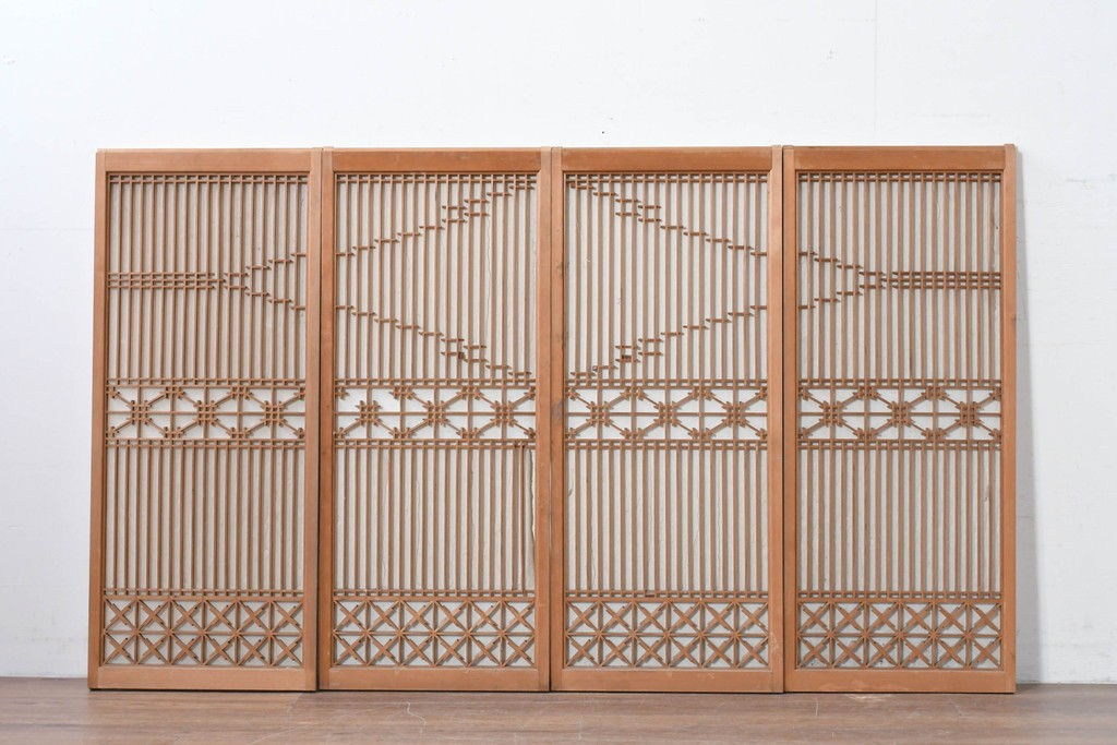 アンティーク建具　昭和初期　片面障子の繊細な組子入り書院戸4枚セット　(R-086104)