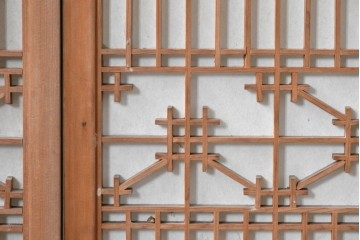 アンティーク建具　昭和初期　片面障子の繊細な組子入り書院戸4枚セット　(R-086104)