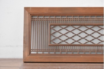 アンティーク建具　昭和初期から中期　片面ガラス　精緻な格子と菱組子が美しい組子入り欄間1枚　(R-086106)