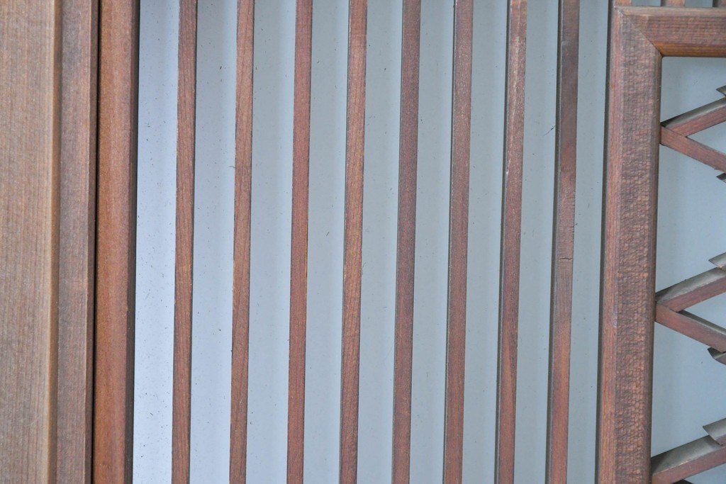 アンティーク建具　昭和初期から中期　片面ガラス　精緻な格子と菱組子が美しい組子入り欄間1枚　(R-086106)