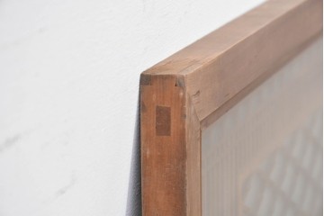 アンティーク建具　昭和初期から中期　片面ガラス　精緻な格子と菱組子が美しい組子入り欄間1枚　(R-086106)