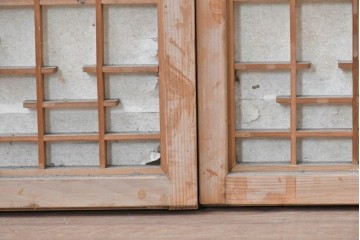 アンティーク建具　昭和初期から中期　幾何学的な桟の意匠が目を引く障子戸窓4枚セット　(R-086108)