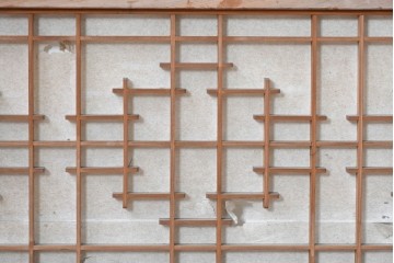 アンティーク建具　昭和初期から中期　幾何学的な桟の意匠が目を引く障子戸窓4枚セット　(R-086108)