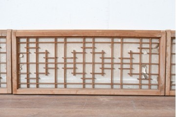 アンティーク建具　昭和初期から中期　幾何学的な桟の意匠が目を引く障子戸窓4枚セット　(R-086108)