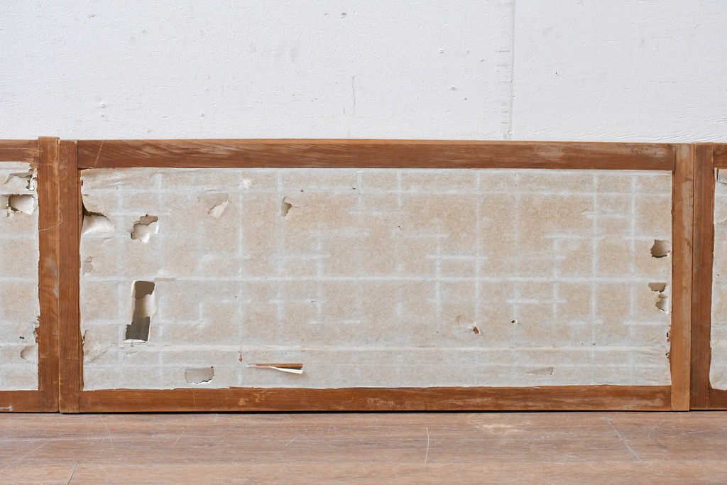 アンティーク建具　昭和初期から中期　幾何学的な桟の意匠が目を引く障子戸窓4枚セット　(R-086108)