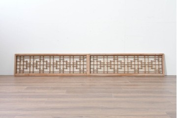 アンティーク建具　昭和初期から中期　幾何学的な桟の意匠が目を引く障子戸窓2枚セット　(R-086109)