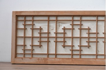 アンティーク建具　昭和初期から中期　幾何学的な桟の意匠が目を引く障子戸窓2枚セット　(R-086109)