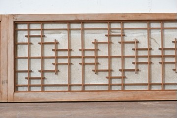 アンティーク建具　昭和初期から中期　幾何学的な桟の意匠が目を引く障子戸窓2枚セット　(R-086109)