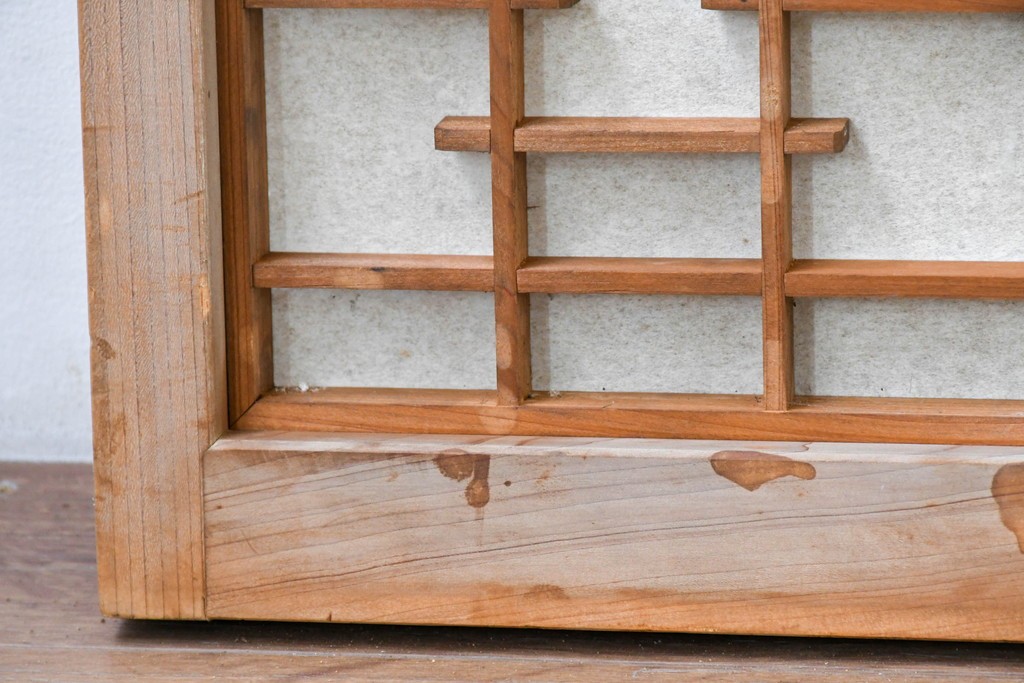 アンティーク建具　昭和初期から中期　幾何学的な桟の意匠が目を引く障子戸窓2枚セット　(R-086109)