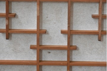 アンティーク建具　昭和初期から中期　幾何学的な桟の意匠が目を引く障子戸窓2枚セット　(R-086109)