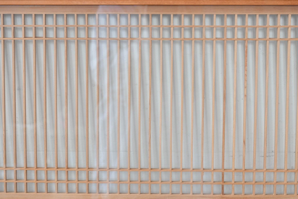 ヴィンテージ建具　昭和中期から後期　両面ガラス　繊細な格子が上品な筬欄間3枚セット　(R-086110)