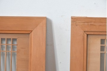 ヴィンテージ建具　昭和中期から後期　両面ガラス　繊細な格子が上品な筬欄間3枚セット　(R-086110)