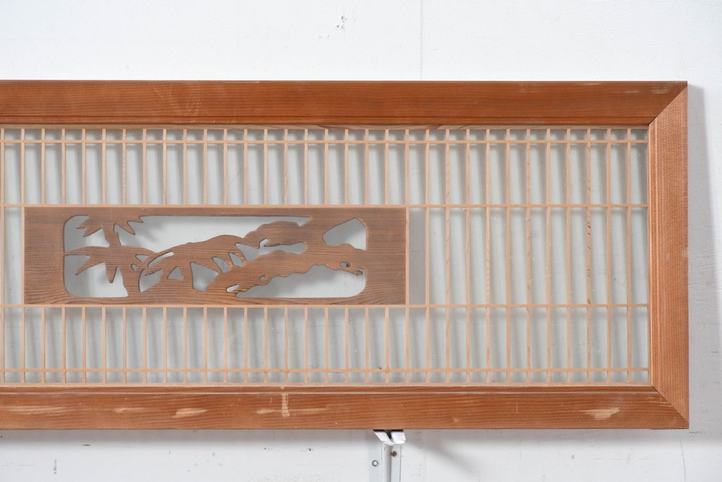 ヴィンテージ建具　昭和中期から後期　両面ガラス　彫刻と繊細な格子が調和した筬欄間2枚セット　(R-086111)