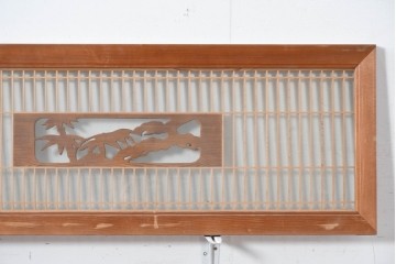 ヴィンテージ建具　昭和中期から後期　両面ガラス　彫刻と繊細な格子が調和した筬欄間2枚セット　(R-086111)