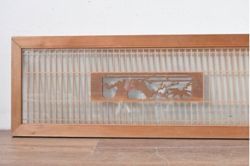 ヴィンテージ建具　昭和中期から後期　両面ガラス　彫刻と繊細な格子が調和した筬欄間2枚セット　(R-086111)