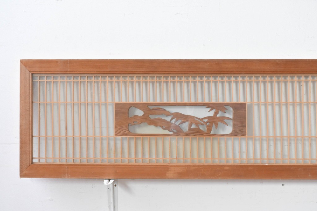 ヴィンテージ建具　昭和中期から後期　両面ガラス　彫刻と繊細な格子が調和した筬欄間2枚セット　(R-086112)