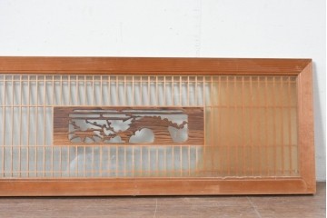 ヴィンテージ建具　昭和中期から後期　両面ガラス　彫刻と繊細な格子が調和した筬欄間2枚セット　(R-086112)