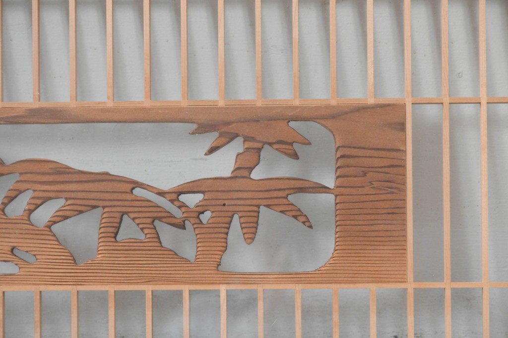 ヴィンテージ建具　昭和中期から後期　両面ガラス　彫刻と繊細な格子が調和した筬欄間2枚セット　(R-086112)