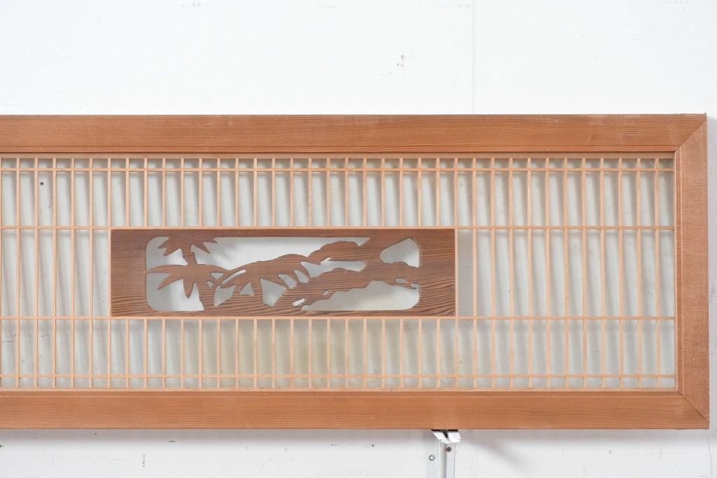 ヴィンテージ建具　昭和中期から後期　両面ガラス　彫刻と繊細な格子が調和した筬欄間2枚セット　(R-086112)