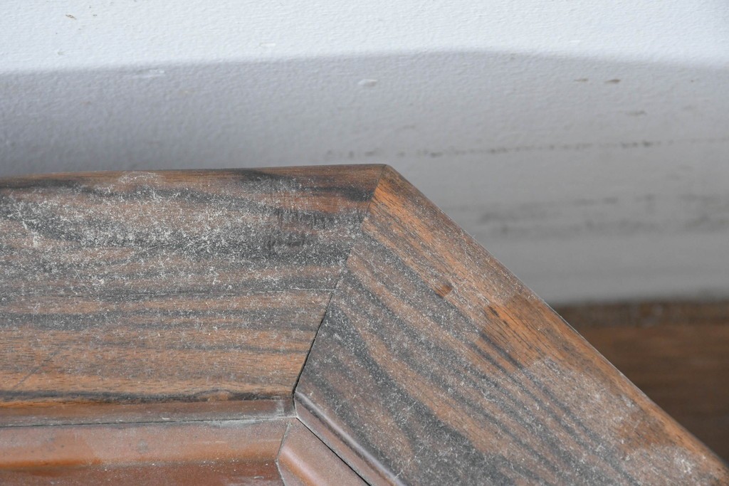 【簡易リペア限定品】　和製アンティーク　明治～大正　口縁黒柿・本体浮造り　表情豊かな木目が味わい深い八角木製火鉢　(R-086115)