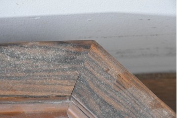 【簡易リペア限定品】　和製アンティーク　明治～大正　口縁黒柿・本体浮造り　表情豊かな木目が味わい深い八角木製火鉢　(R-086115)