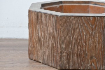 【簡易リペア限定品】　和製アンティーク　明治～大正　口縁黒柿・本体浮造り　表情豊かな木目が味わい深い八角木製火鉢　(R-086115)