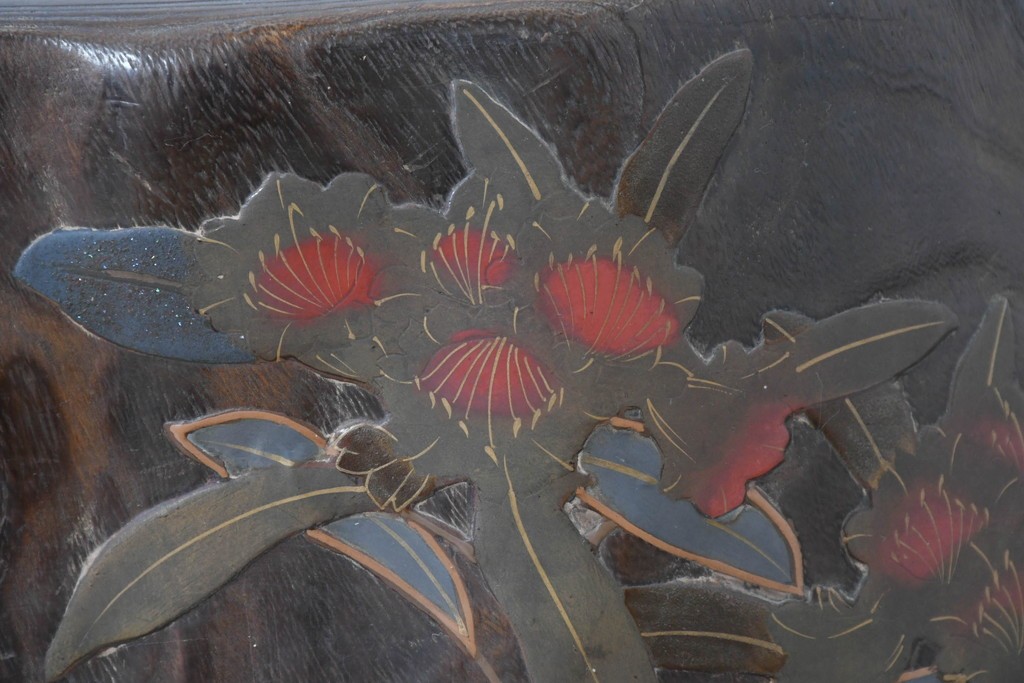 和製アンティーク　明治～大正　桐材　草花の蒔絵がアクセントのくり抜き火鉢　(R-086116)