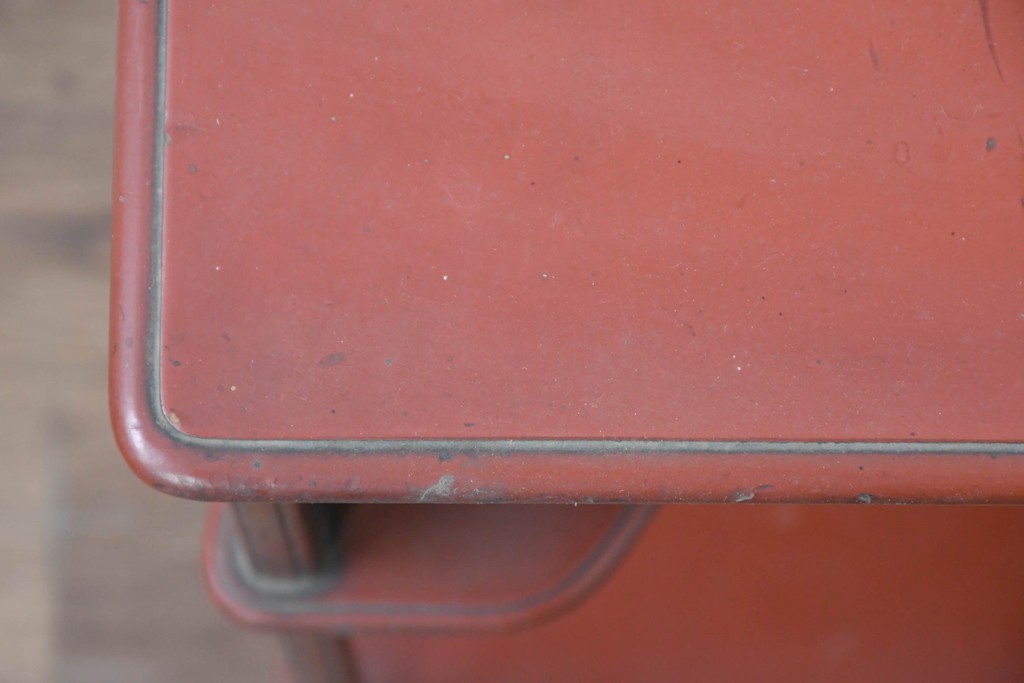 和製アンティーク　明治大正期　茶道具　牡丹の彫刻が施された朱塗りの袋棚　(R-086118)