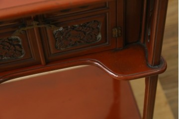和製アンティーク　明治大正期　茶道具　牡丹の彫刻が施された朱塗りの袋棚　(R-086118)
