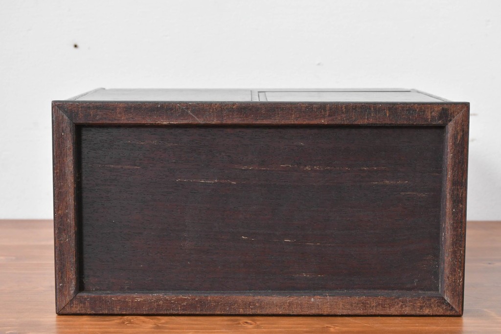 和製アンティーク　落ち着いた色合いですっきりとした印象の無精箱　(R-086119)