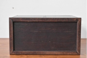和製アンティーク　落ち着いた色合いですっきりとした印象の無精箱　(R-086119)